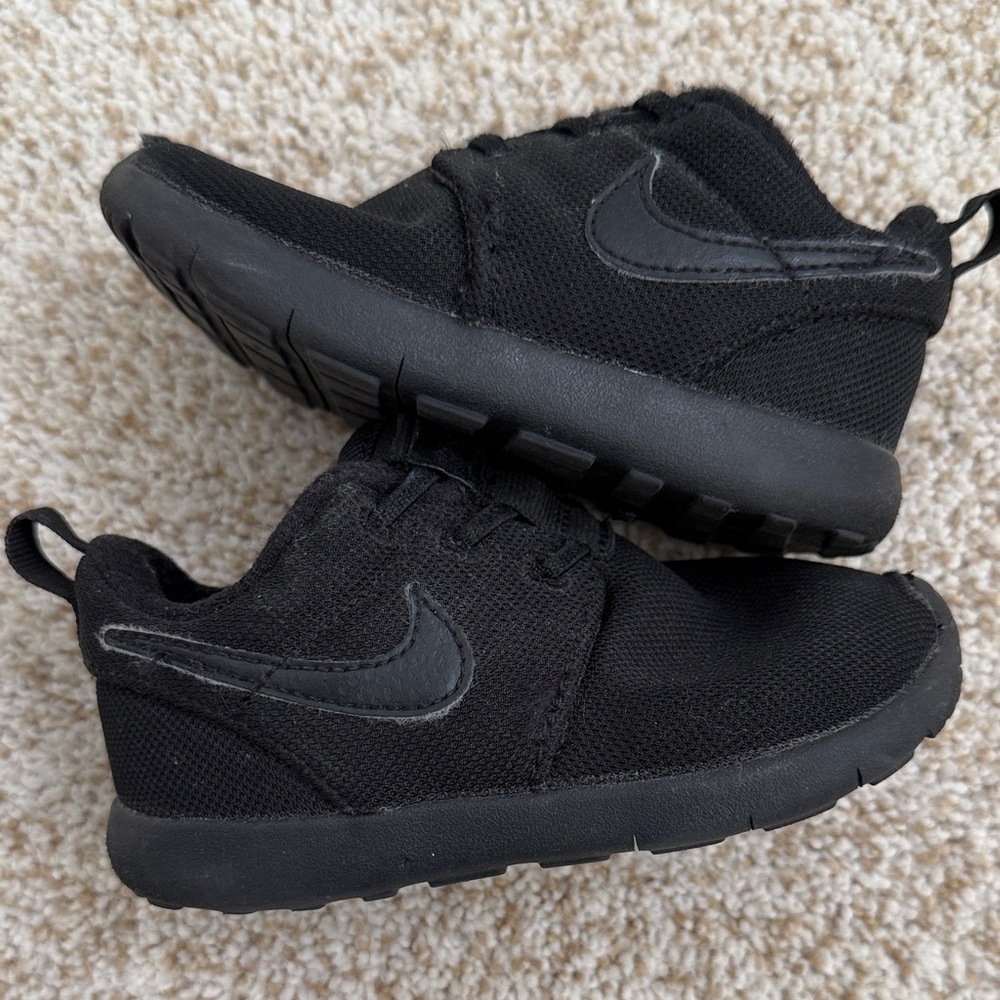 Nike Roshe One Little Kids All Black